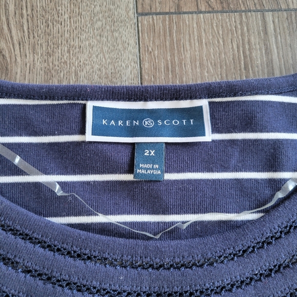 Karen Scott 3/4 sleeve top - Picture 3 of 4